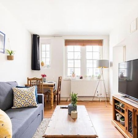 Cozy Apt In Central London Exterior photo