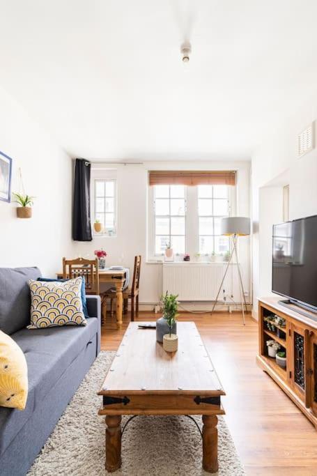 Cozy Apt In Central London Exterior photo