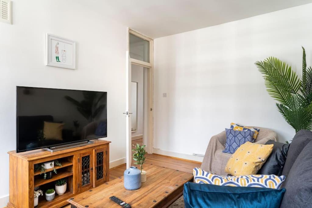 Cozy Apt In Central London Exterior photo